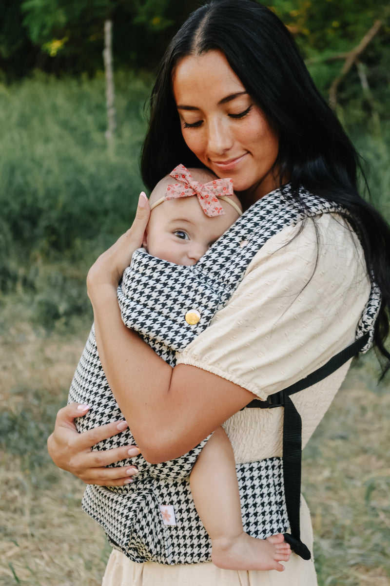 Coco Houndstooth - Woven Jacquard Premium Baby Carrier (7-35 lbs)